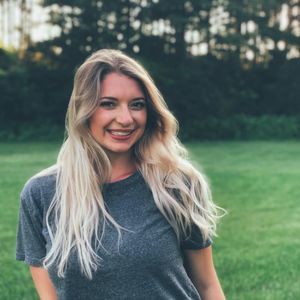 Meet your Posher, Olivia